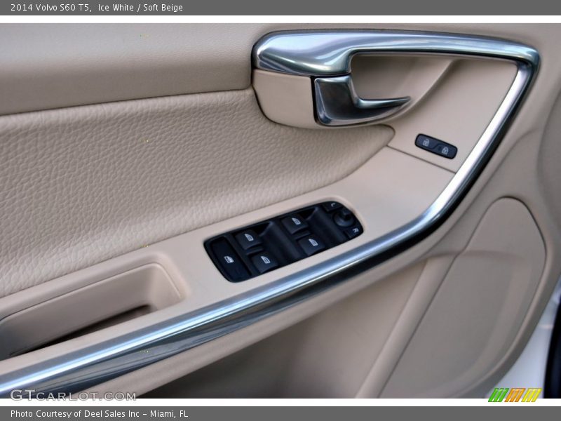 Ice White / Soft Beige 2014 Volvo S60 T5