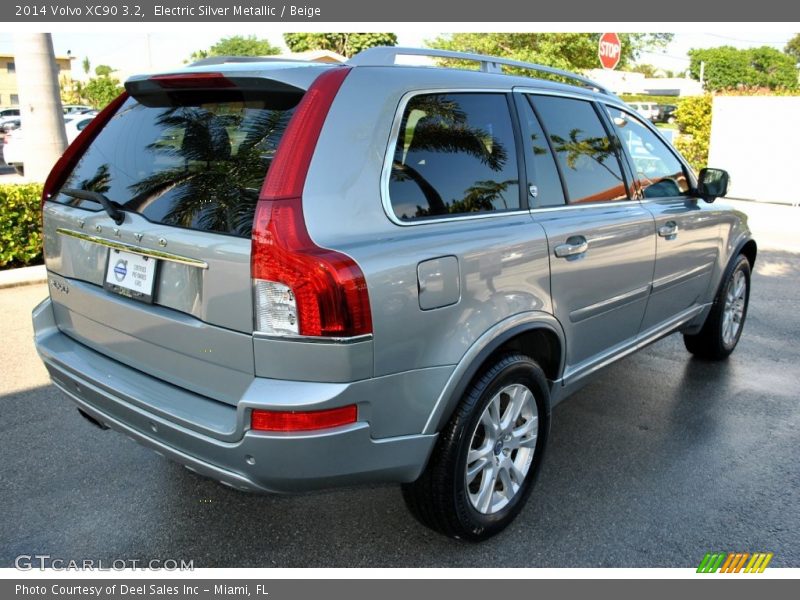 Electric Silver Metallic / Beige 2014 Volvo XC90 3.2