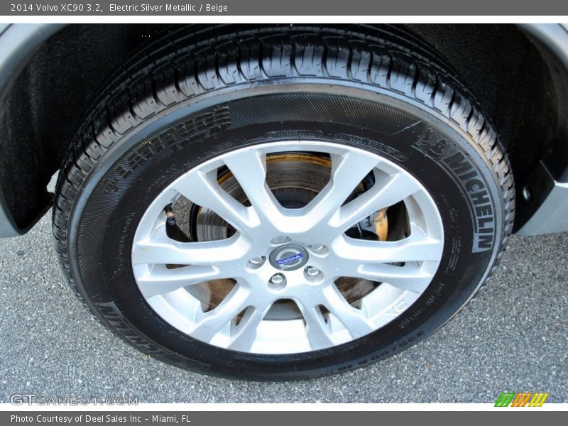 Electric Silver Metallic / Beige 2014 Volvo XC90 3.2