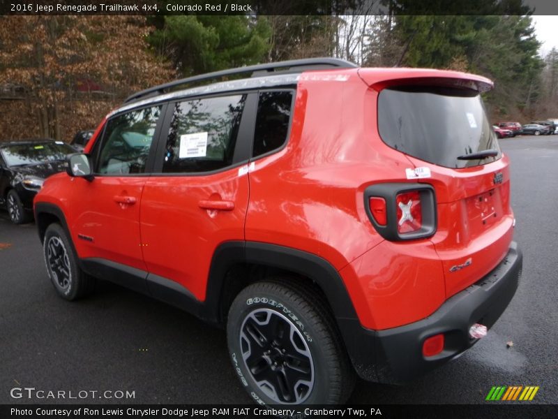  2016 Renegade Trailhawk 4x4 Colorado Red