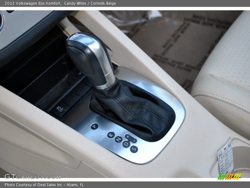 Candy White / Cornsilk Beige 2013 Volkswagen Eos Komfort