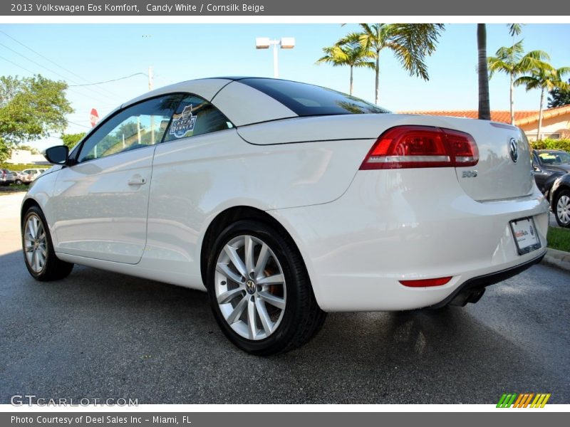 Candy White / Cornsilk Beige 2013 Volkswagen Eos Komfort