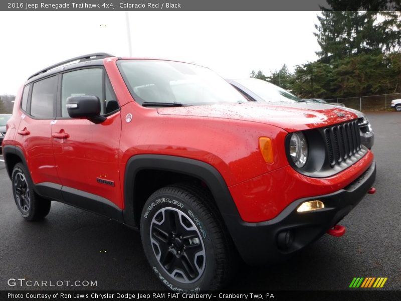 Colorado Red / Black 2016 Jeep Renegade Trailhawk 4x4