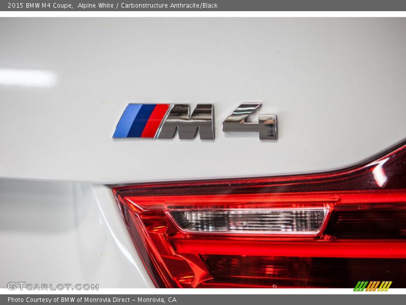 Alpine White / Carbonstructure Anthracite/Black 2015 BMW M4 Coupe