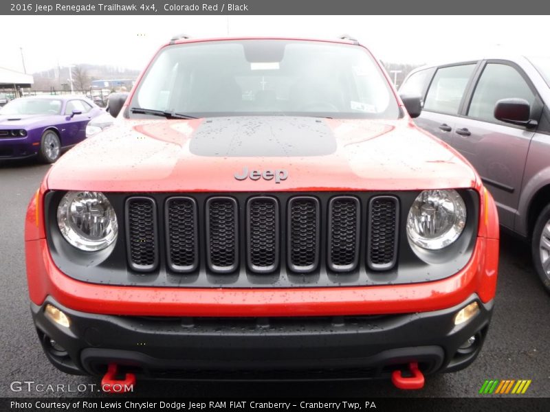 Colorado Red / Black 2016 Jeep Renegade Trailhawk 4x4