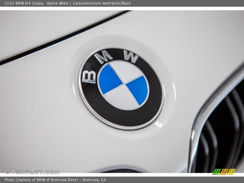 Alpine White / Carbonstructure Anthracite/Black 2015 BMW M4 Coupe