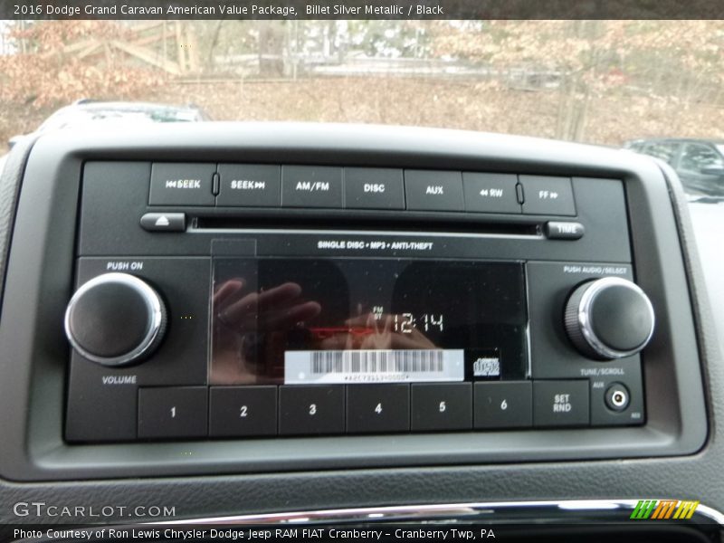 Billet Silver Metallic / Black 2016 Dodge Grand Caravan American Value Package