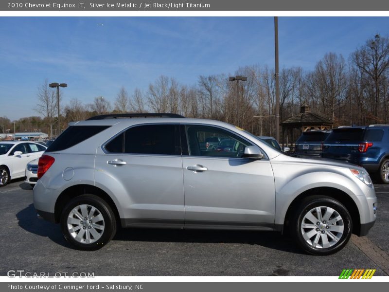 Silver Ice Metallic / Jet Black/Light Titanium 2010 Chevrolet Equinox LT