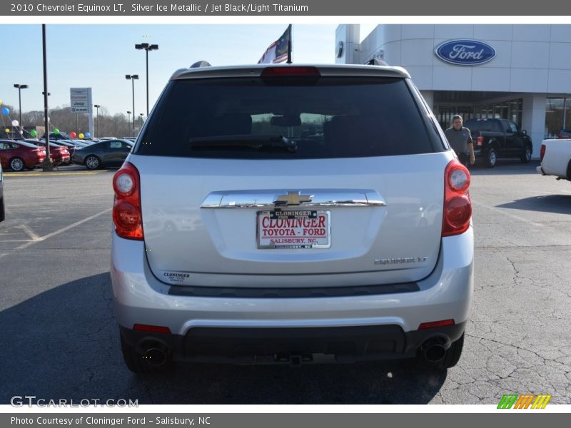Silver Ice Metallic / Jet Black/Light Titanium 2010 Chevrolet Equinox LT