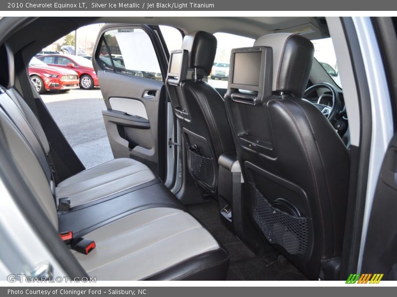 Silver Ice Metallic / Jet Black/Light Titanium 2010 Chevrolet Equinox LT