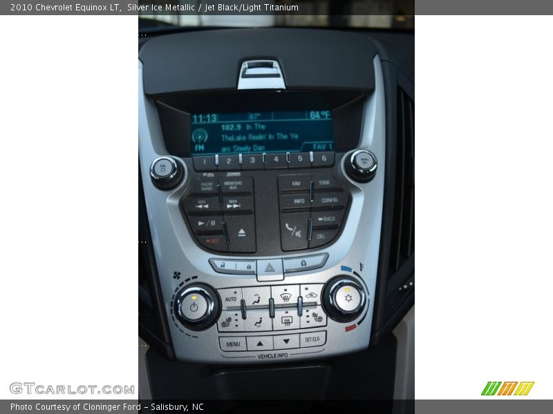 Silver Ice Metallic / Jet Black/Light Titanium 2010 Chevrolet Equinox LT