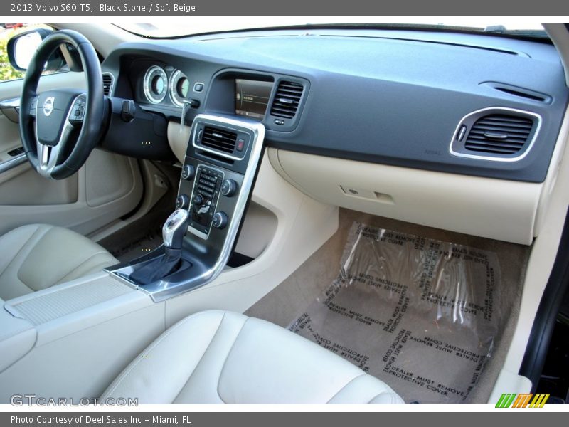 Black Stone / Soft Beige 2013 Volvo S60 T5