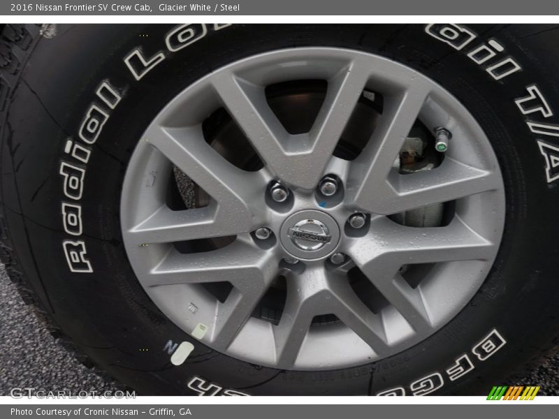 Glacier White / Steel 2016 Nissan Frontier SV Crew Cab