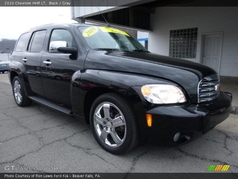 Front 3/4 View of 2010 HHR LT