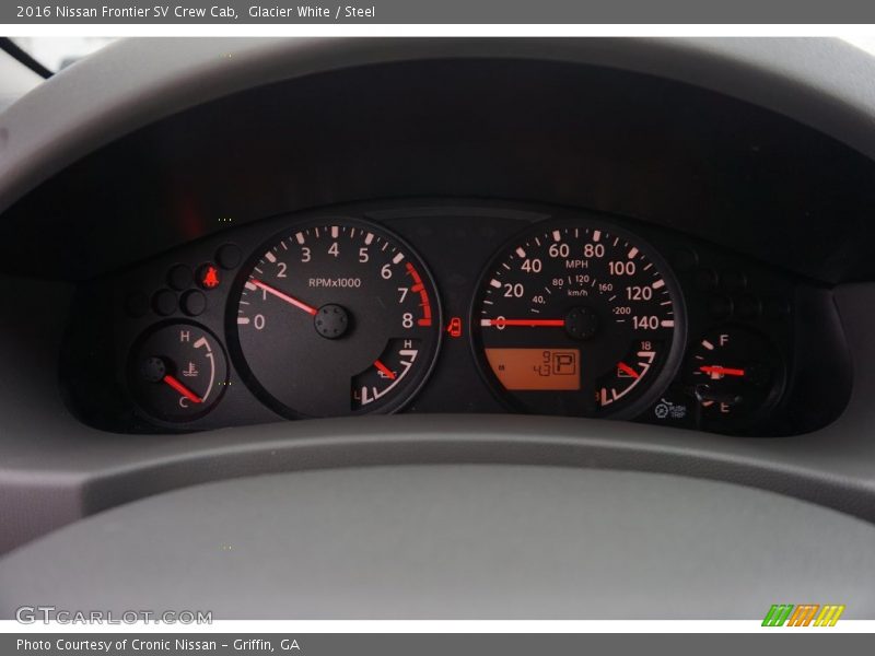 Glacier White / Steel 2016 Nissan Frontier SV Crew Cab