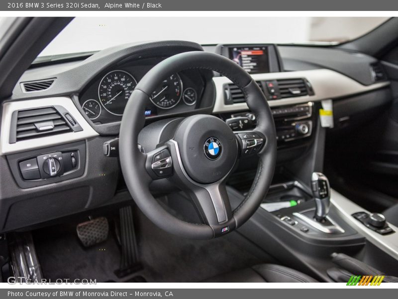 Alpine White / Black 2016 BMW 3 Series 320i Sedan