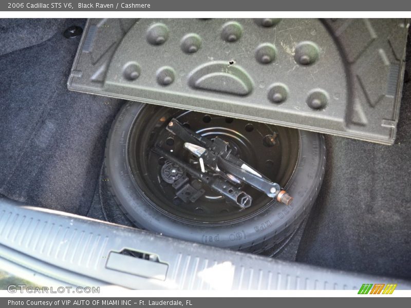 Black Raven / Cashmere 2006 Cadillac STS V6
