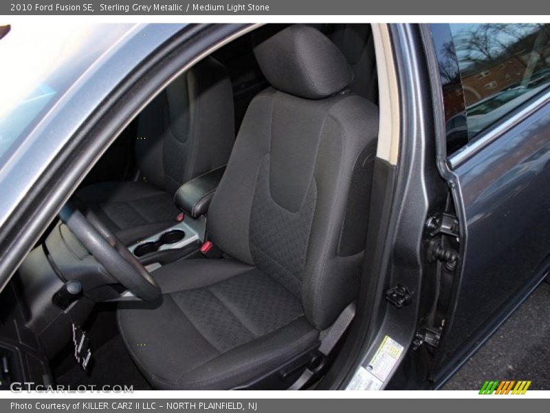 Sterling Grey Metallic / Medium Light Stone 2010 Ford Fusion SE