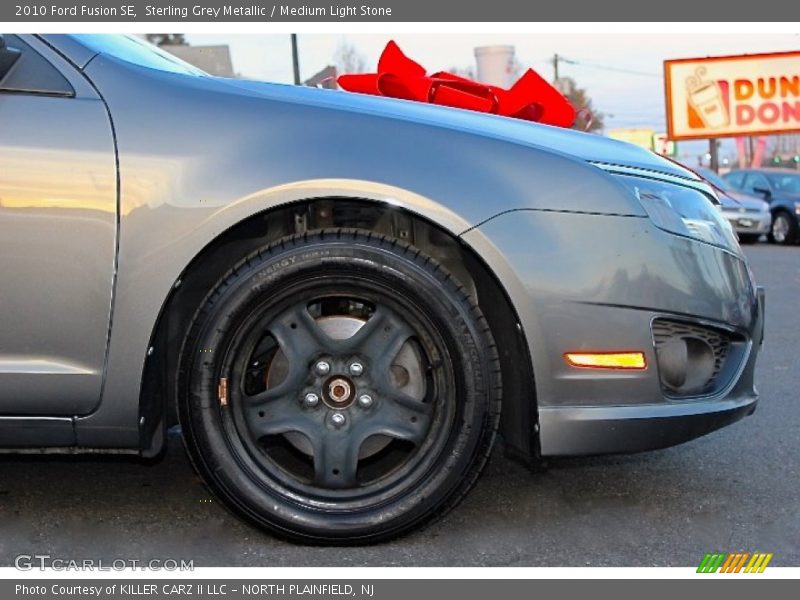 Sterling Grey Metallic / Medium Light Stone 2010 Ford Fusion SE