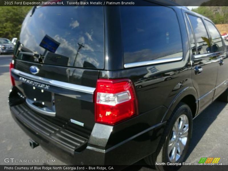Tuxedo Black Metallic / Platinum Brunello 2015 Ford Expedition Platinum 4x4
