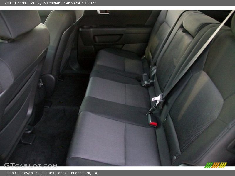 Alabaster Silver Metallic / Black 2011 Honda Pilot EX