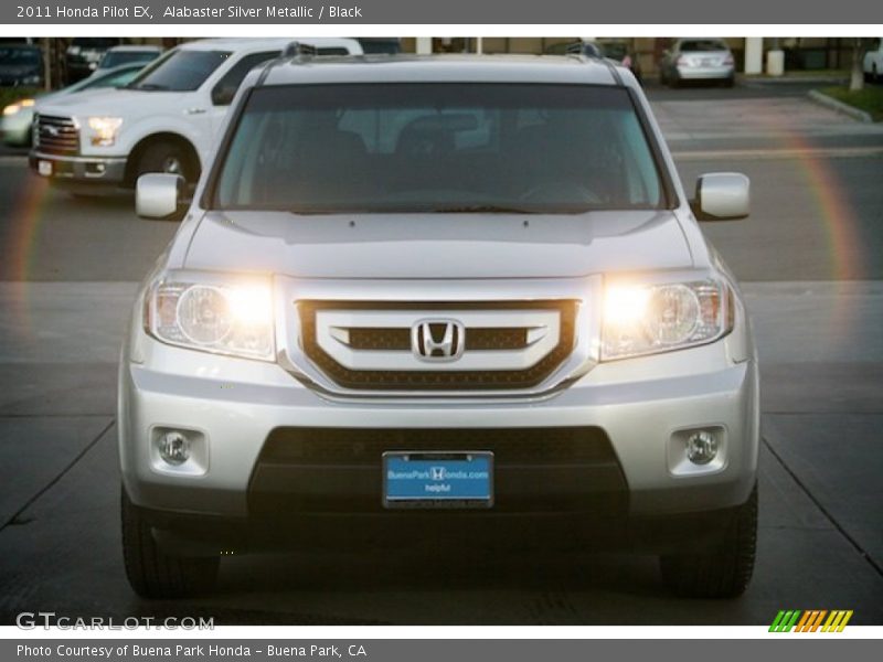 Alabaster Silver Metallic / Black 2011 Honda Pilot EX