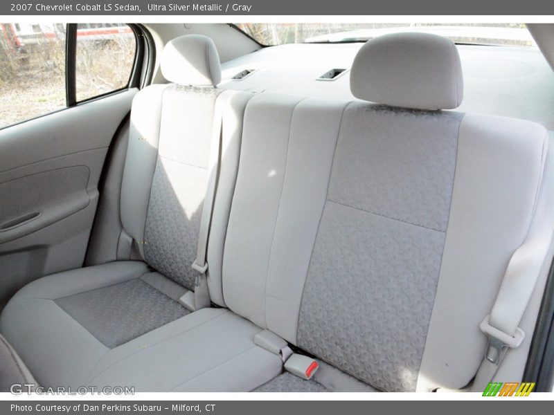 Ultra Silver Metallic / Gray 2007 Chevrolet Cobalt LS Sedan