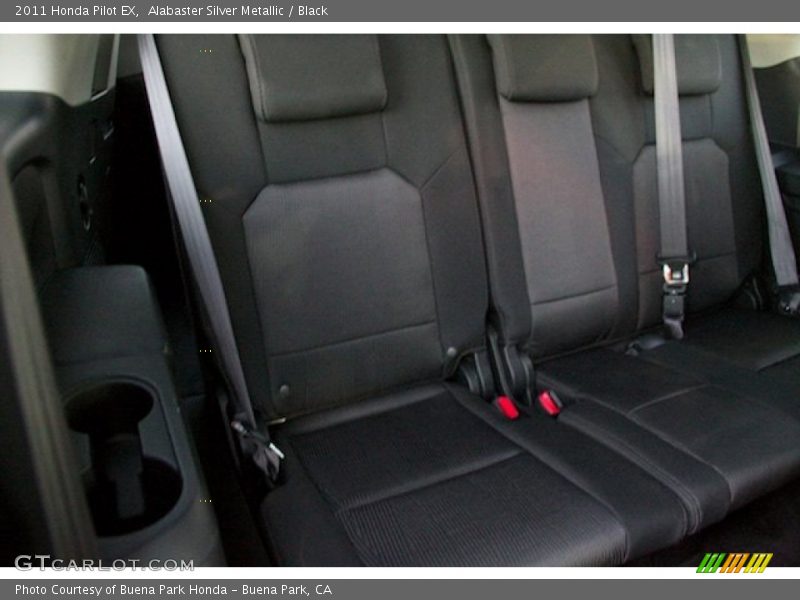 Alabaster Silver Metallic / Black 2011 Honda Pilot EX