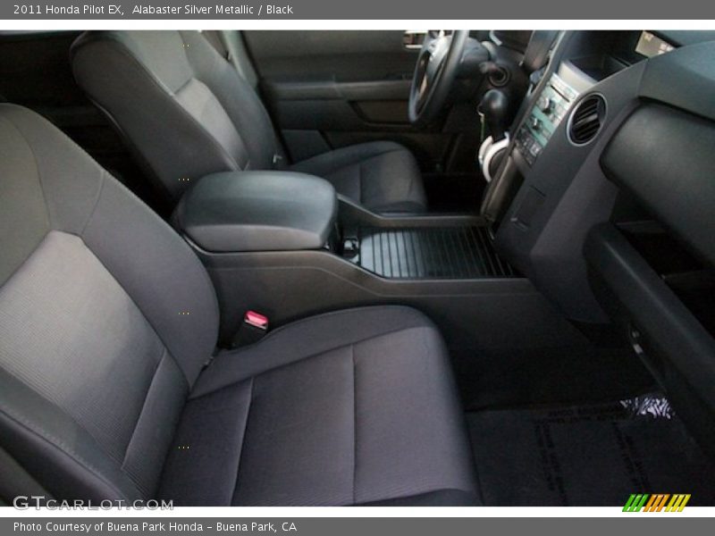 Alabaster Silver Metallic / Black 2011 Honda Pilot EX
