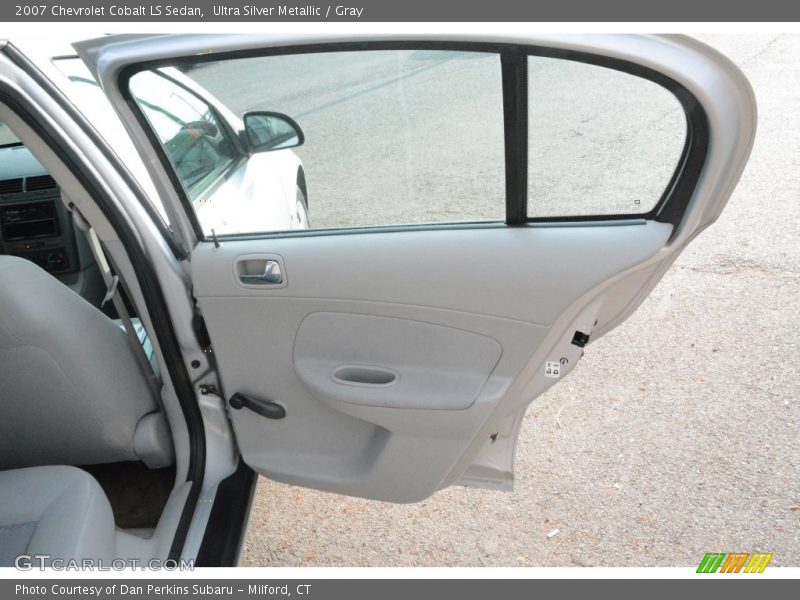 Ultra Silver Metallic / Gray 2007 Chevrolet Cobalt LS Sedan