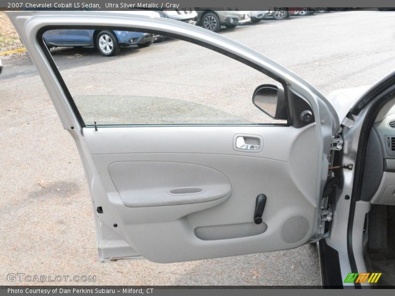 Ultra Silver Metallic / Gray 2007 Chevrolet Cobalt LS Sedan