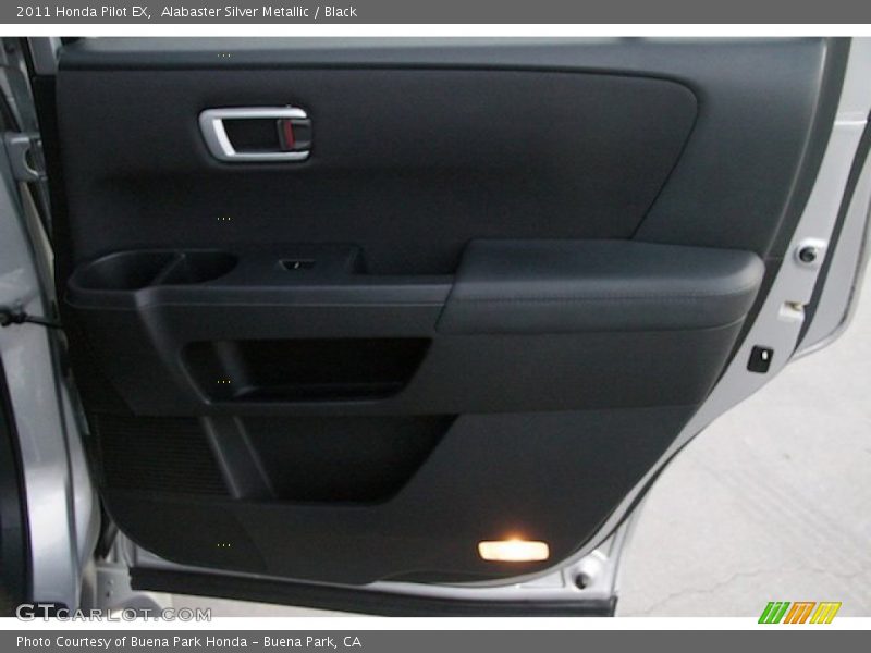 Alabaster Silver Metallic / Black 2011 Honda Pilot EX