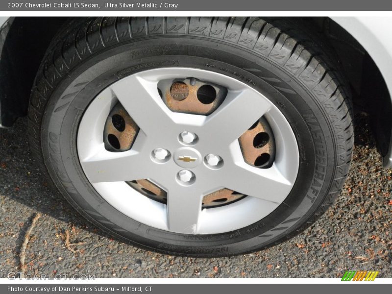 Ultra Silver Metallic / Gray 2007 Chevrolet Cobalt LS Sedan