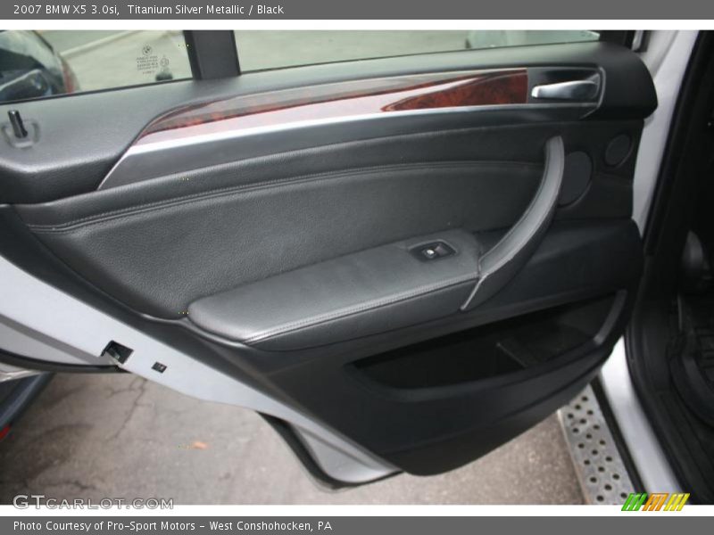 Titanium Silver Metallic / Black 2007 BMW X5 3.0si