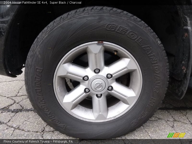 Super Black / Charcoal 2004 Nissan Pathfinder SE 4x4