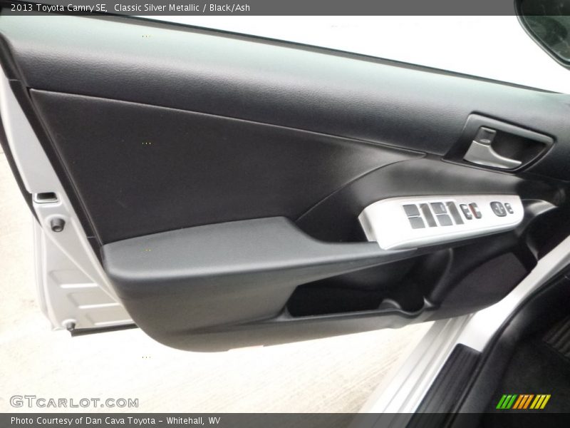 Classic Silver Metallic / Black/Ash 2013 Toyota Camry SE