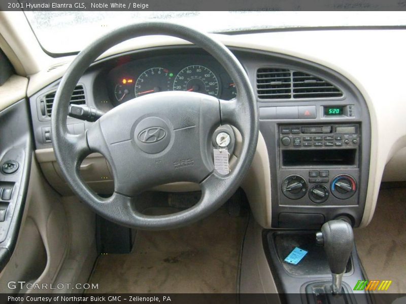 Noble White / Beige 2001 Hyundai Elantra GLS