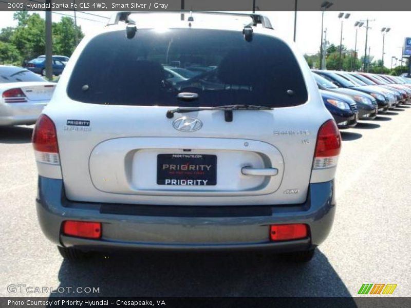 Smart Silver / Gray 2005 Hyundai Santa Fe GLS 4WD