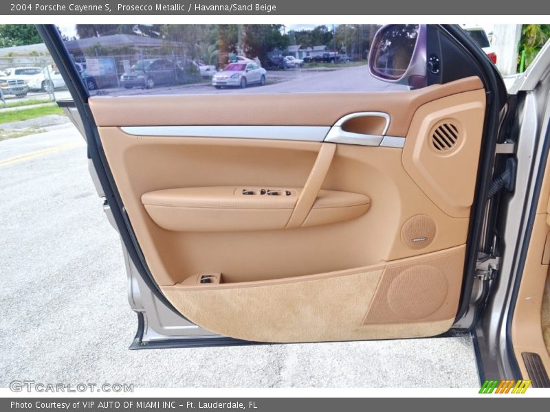 Door Panel of 2004 Cayenne S