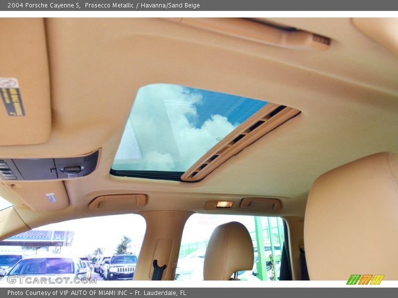 Sunroof of 2004 Cayenne S