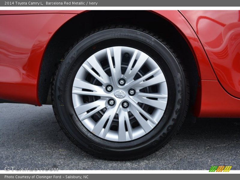 Barcelona Red Metallic / Ivory 2014 Toyota Camry L