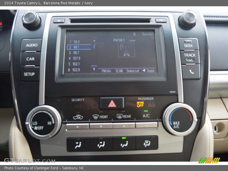 Barcelona Red Metallic / Ivory 2014 Toyota Camry L