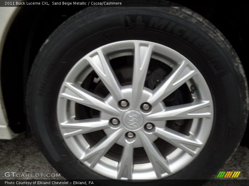 Sand Beige Metallic / Cocoa/Cashmere 2011 Buick Lucerne CXL