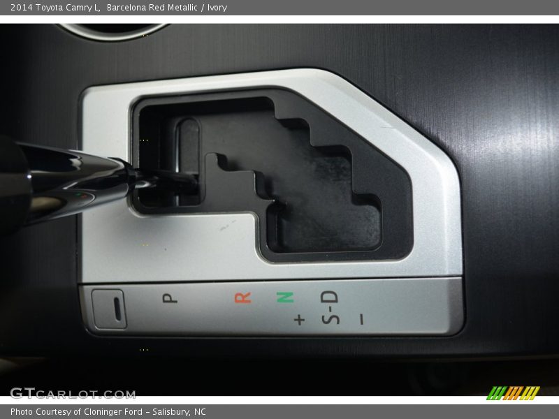 Barcelona Red Metallic / Ivory 2014 Toyota Camry L