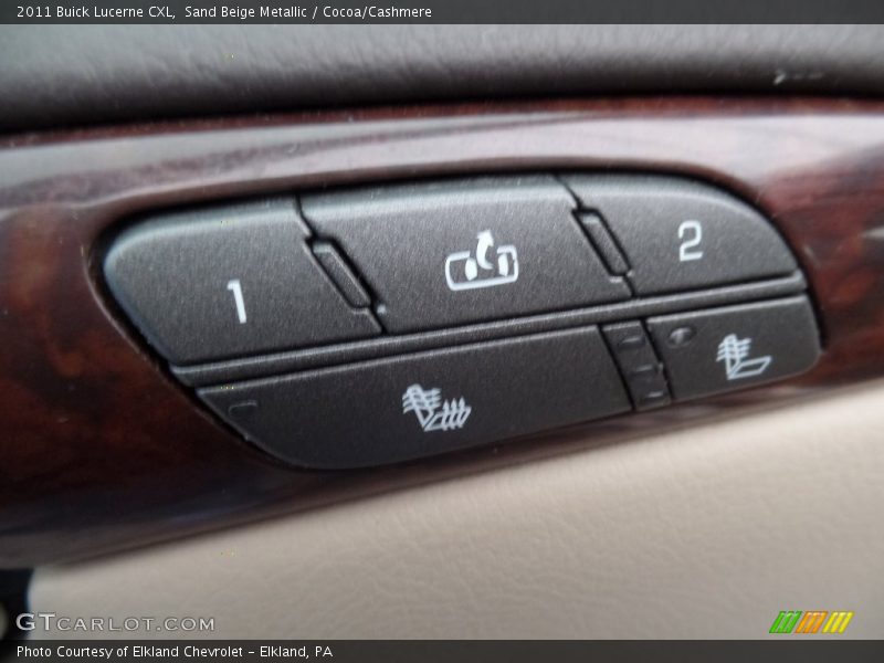 Sand Beige Metallic / Cocoa/Cashmere 2011 Buick Lucerne CXL