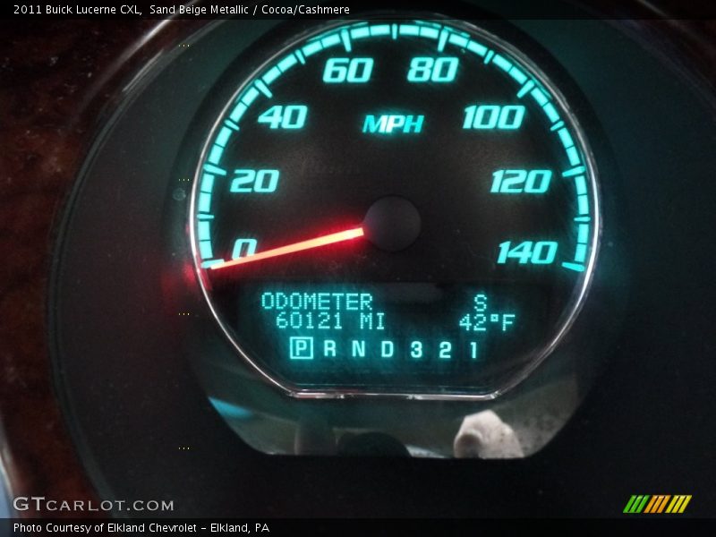 Sand Beige Metallic / Cocoa/Cashmere 2011 Buick Lucerne CXL