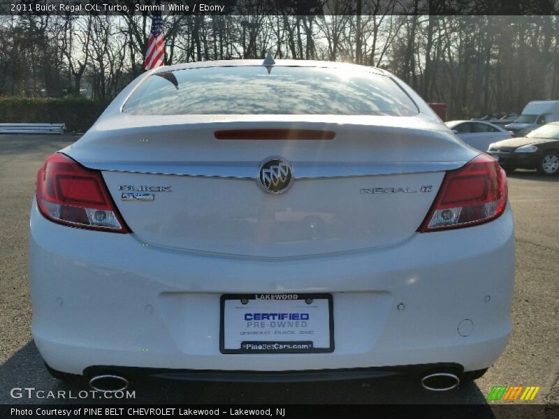 Summit White / Ebony 2011 Buick Regal CXL Turbo
