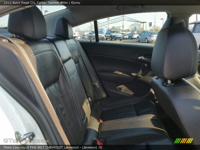Summit White / Ebony 2011 Buick Regal CXL Turbo