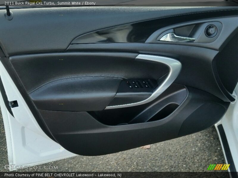 Summit White / Ebony 2011 Buick Regal CXL Turbo