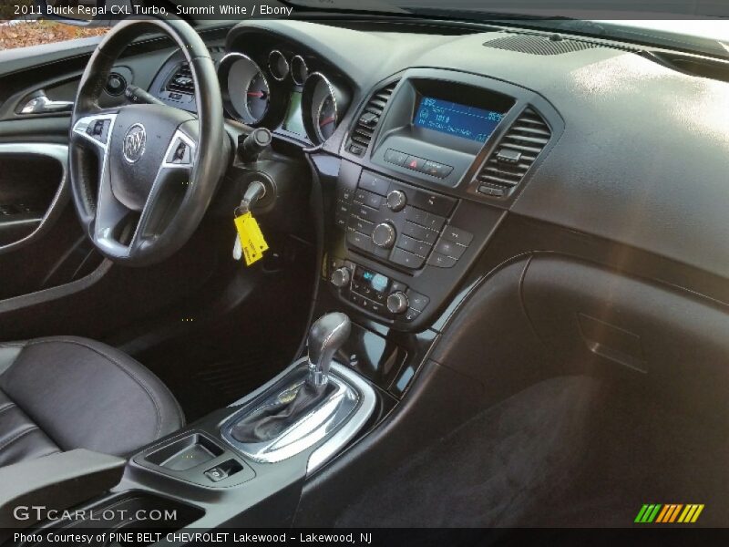 Summit White / Ebony 2011 Buick Regal CXL Turbo